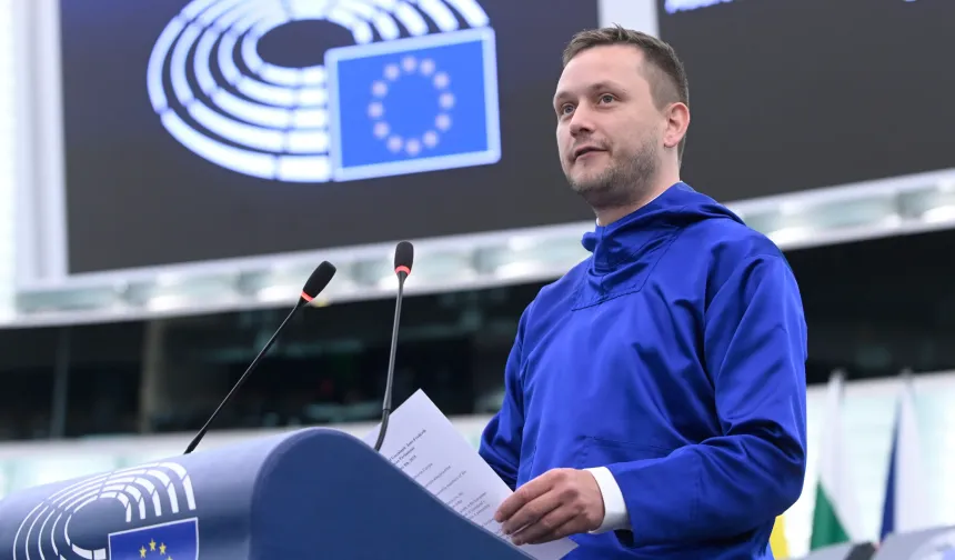 Grönland Başbakanı Nielsen: "Satılık değiliz"