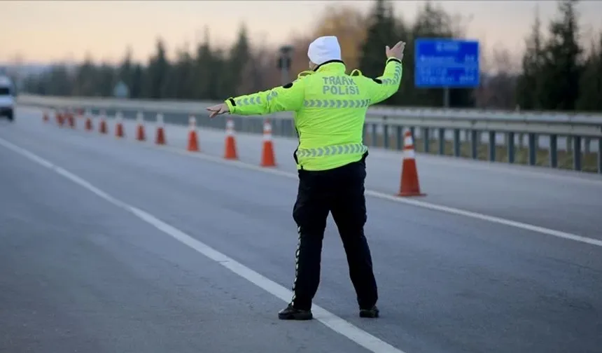 Trafik magandaları ağır cezalar geliyor: Yeni yasa meclisten geçti