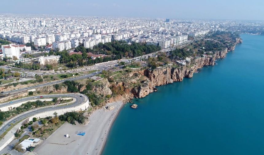 'Antalya'nın falezleri dünyada tek'