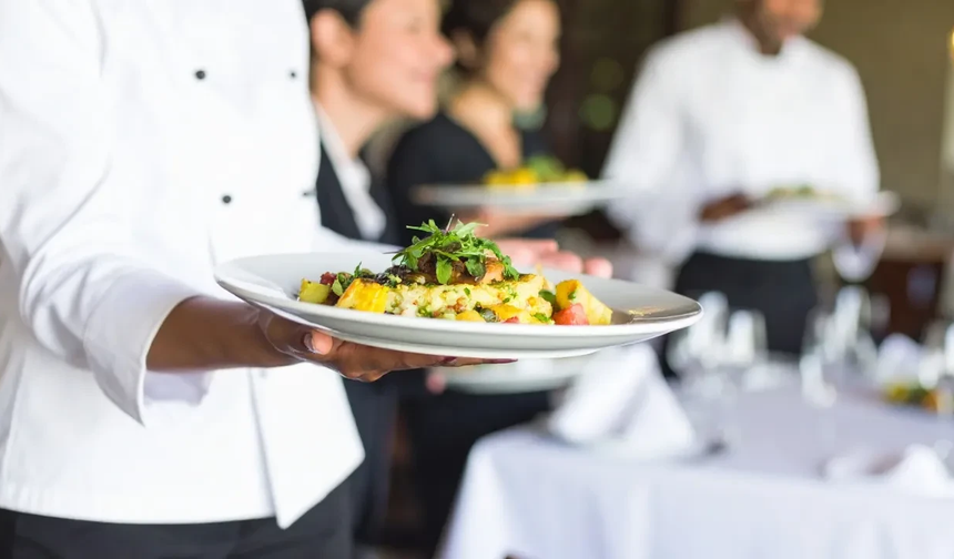 Bakanlık: Servis ücretinin, menüye yansıtılmasına müsaade edilmeyecek