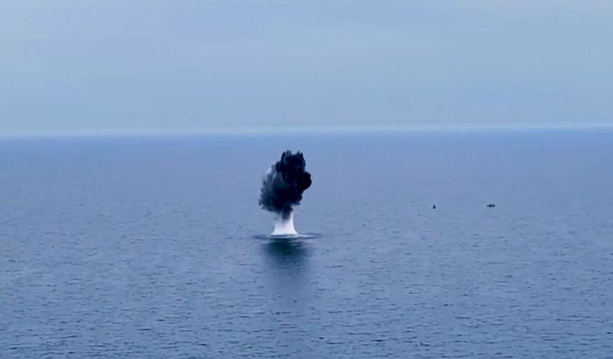 MSB: Karadeniz'de tespit edilen 275 şüpheli cisim imha edildi