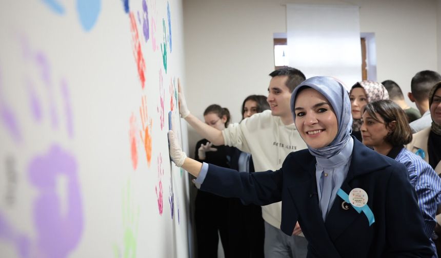 Bakan Göktaş: Otizmde erken tanı için sosyal medya kampanyamızı başlatıyoruz