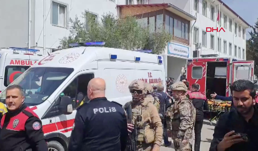 Kahramanmaraş’ta okulda silah sesleri! Milli Eğitim Bakanı Yusuf Tekin, bölgeye gitmek üzere yola çıktı