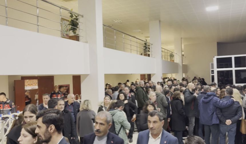 İBB’ye yönelik ‘Yolsuzluk’ davasında ara karar: 18 sanık tahliye edildi