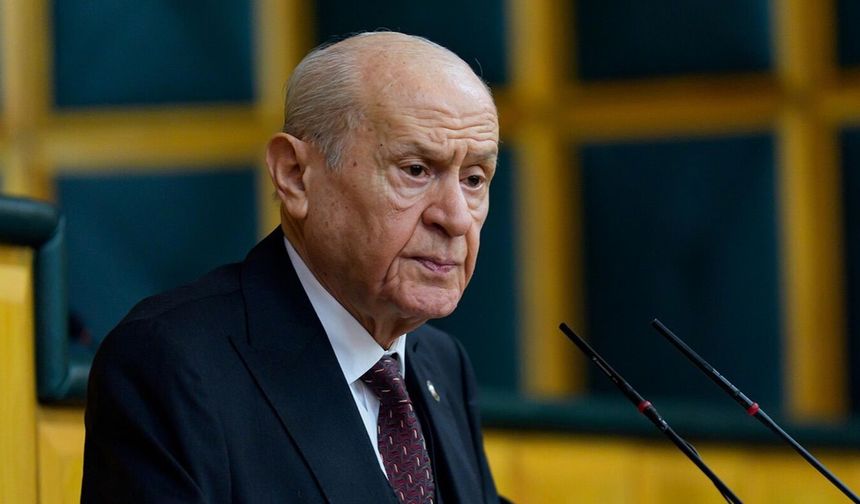 Bahçeli: Hiç kimse Türkiye'yi hedef alarak kendi suçlarını perdeleyemez