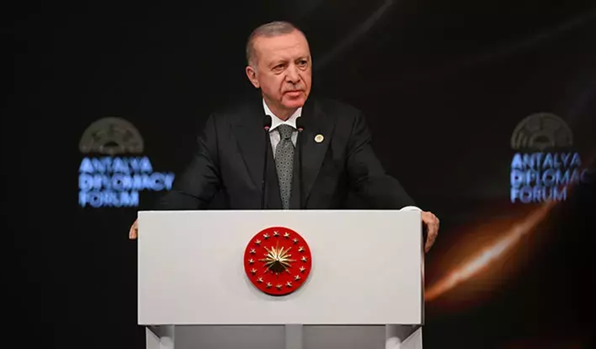Cumhurbaşkanı Erdoğan: Dünya istikamet buhranı yaşıyor