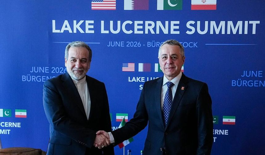 İran Dışişleri Bakanı Arakçi, İsviçreli mevkidaşı Cassis ile bir araya geldi