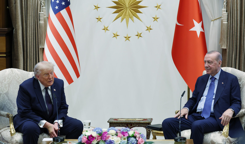 Trump: Ambargoları ve müeyyideleri kaldırıyoruz