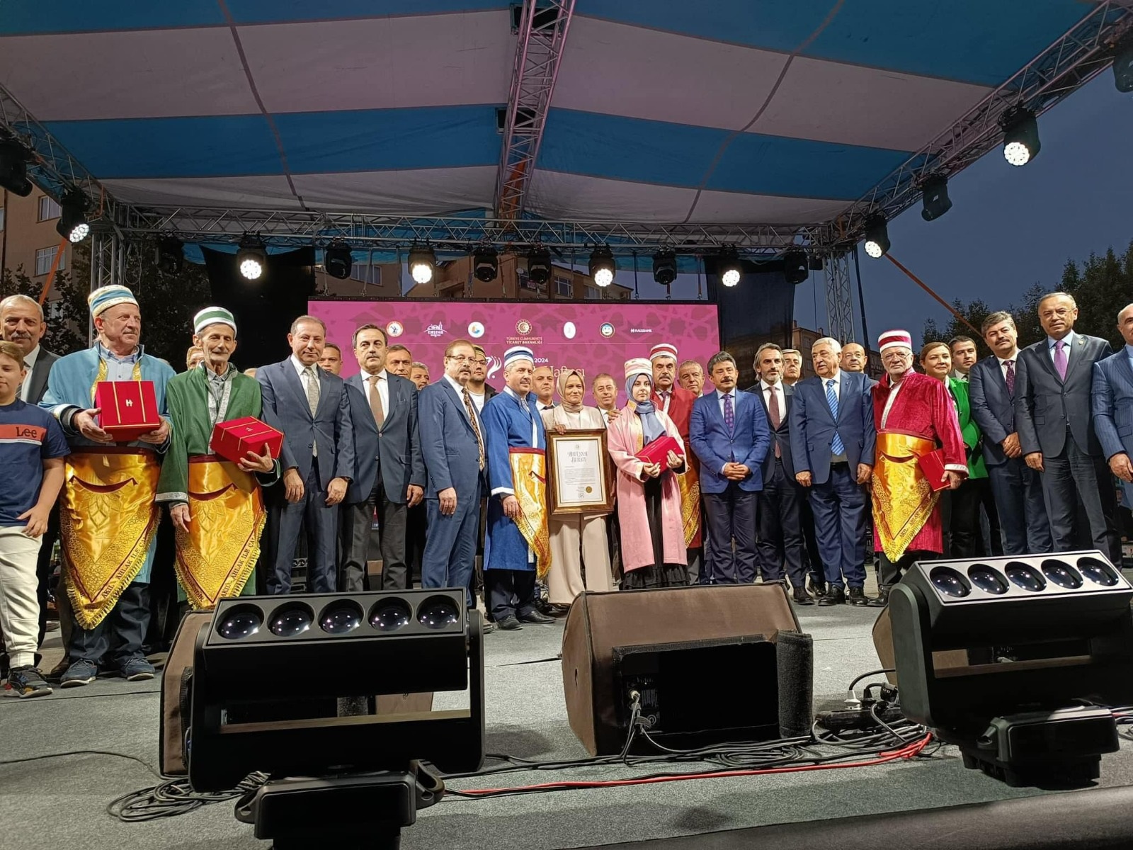 ‘ T U R K I Y E A H I S I’ 69 Y I L D I R M A K I N E K U L L A N M 402105 118469