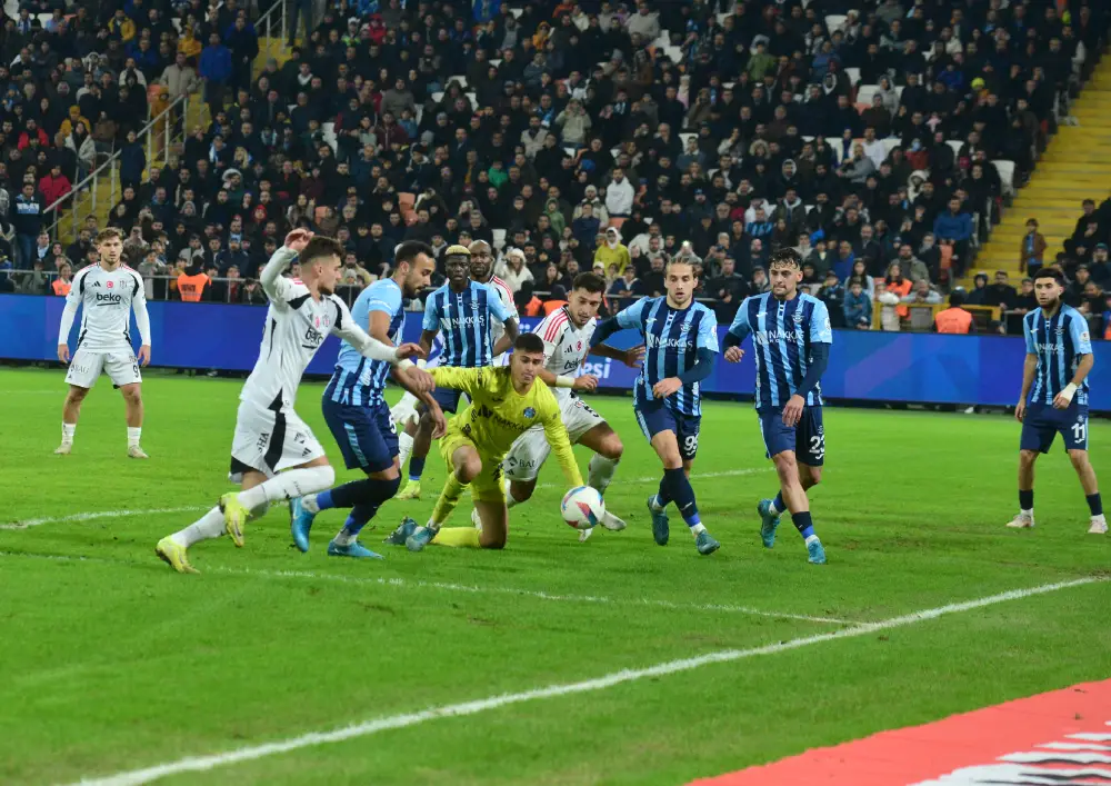 Adana Demirspor İlk Galibiyetini Beşiktaş'a Karşı Aldı 2 1-1