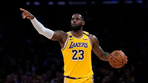 Lebron James Nba Tarihini En Fazla Süre Alan Oyuncusu Oldu-2