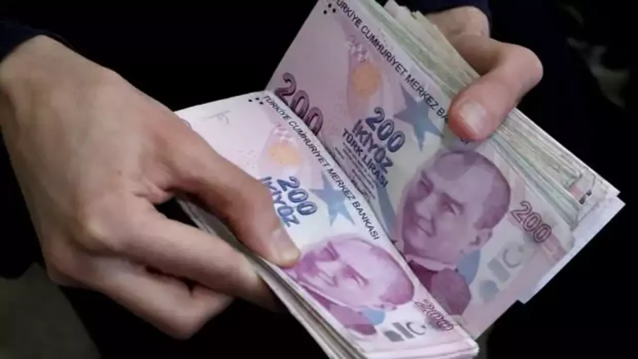 Bir Devir Sona Erdi Artik Nakit Para Gecerli Olmayacak 1729140964 3915