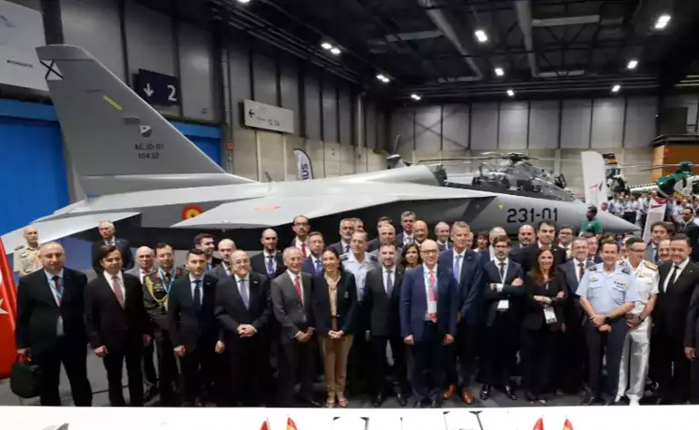 Hurjet1