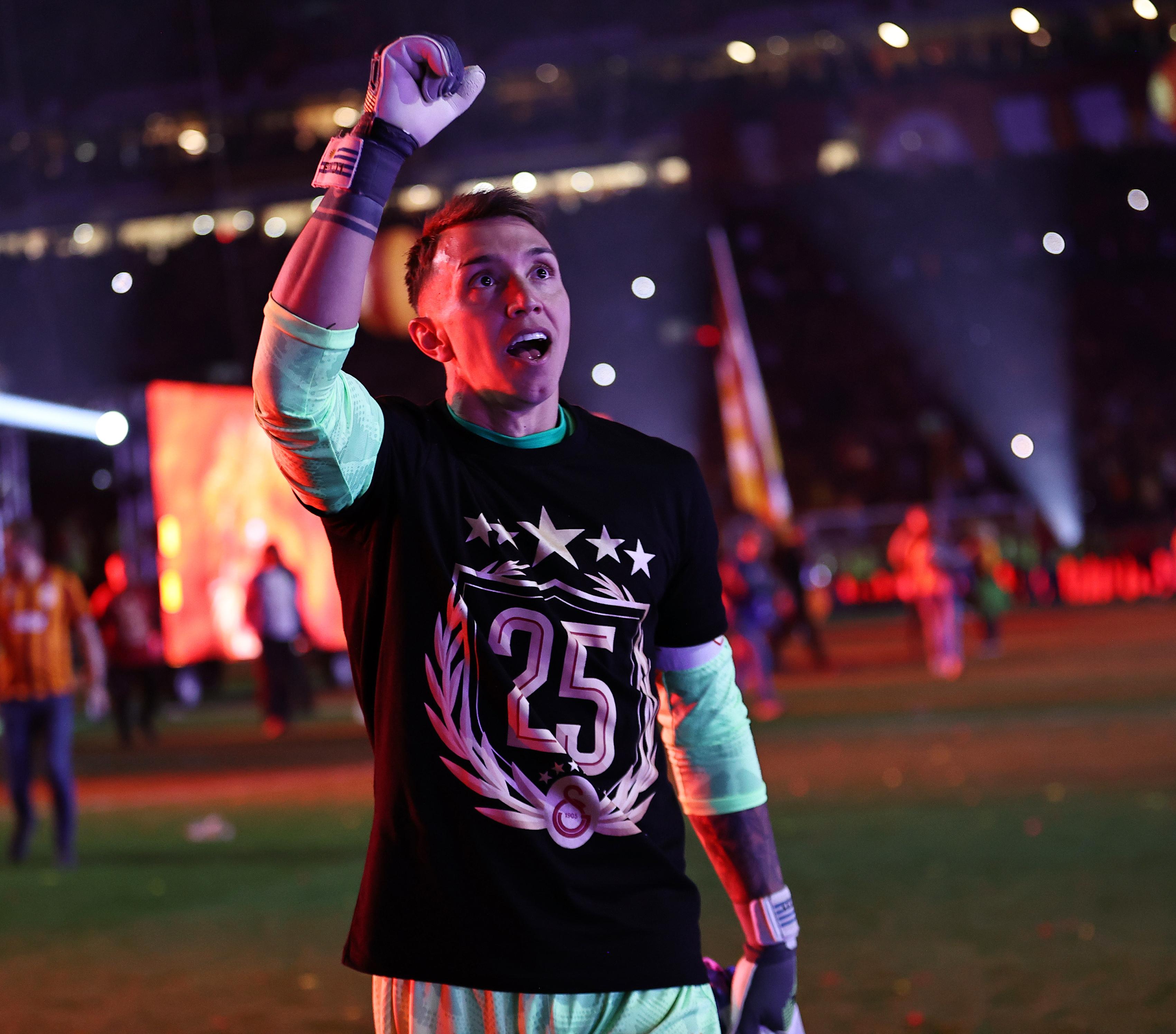 Muslera-1