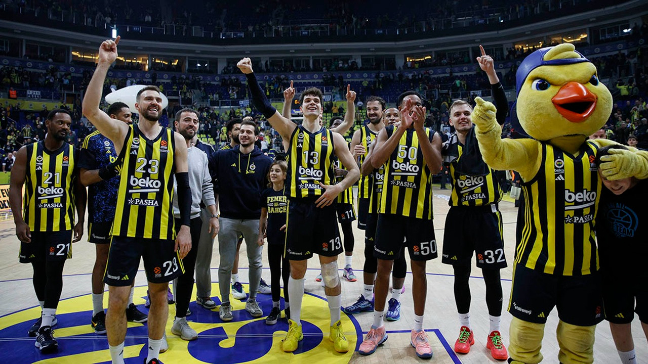 Paris Basketbolu Supurdu Fenerbahce Beko Euroleague Final Fourda 4Iia