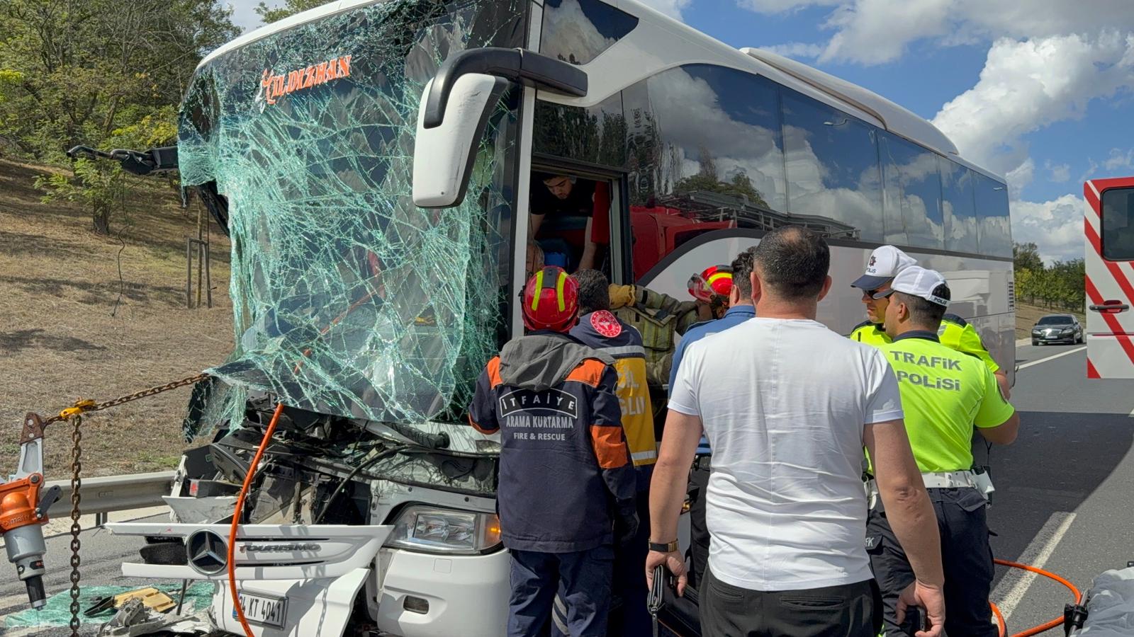 I S T A N B U L E S E N Y U R T T A K A M Y O N A C A R P A N Y O L 919443 273138