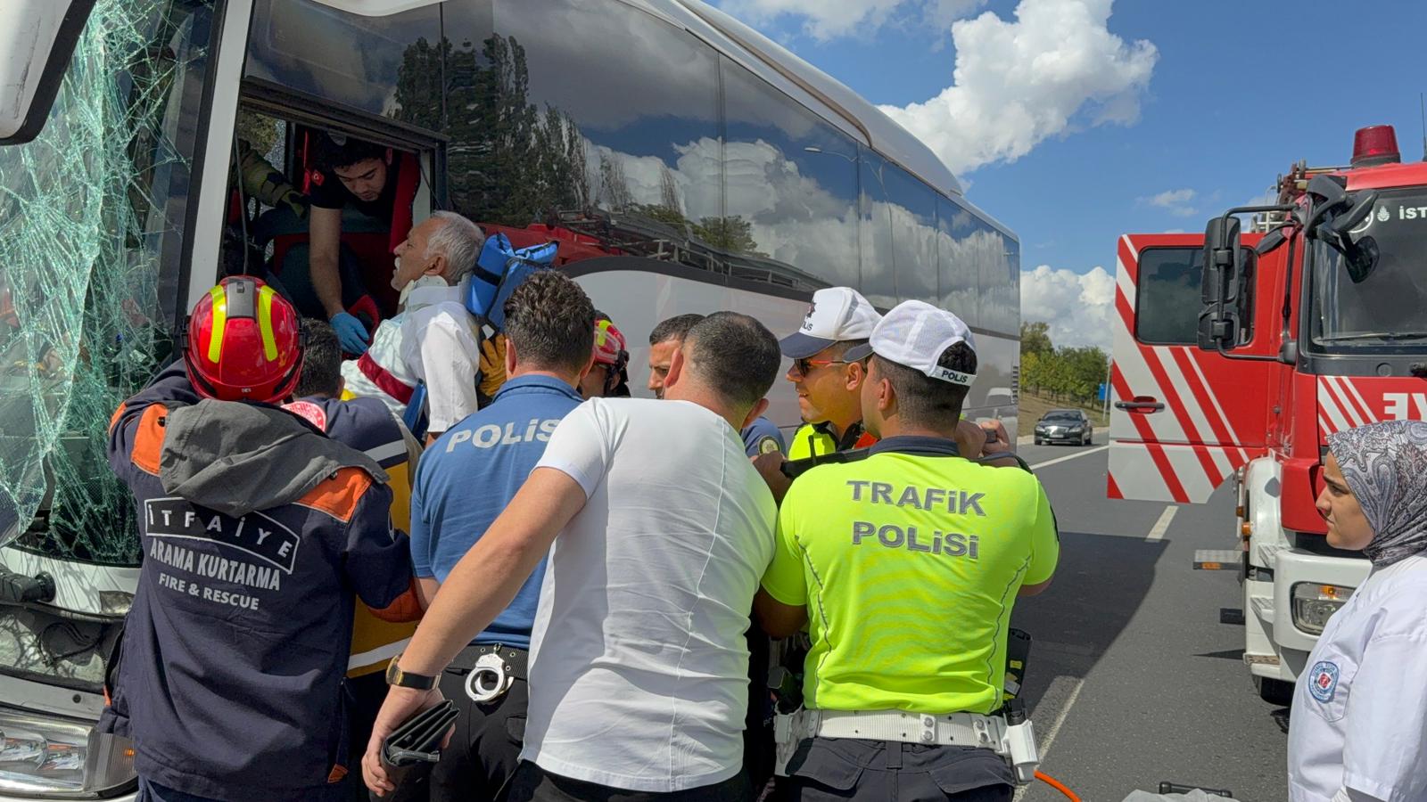 I S T A N B U L E S E N Y U R T T A K A M Y O N A C A R P A N Y O L 919445 273138