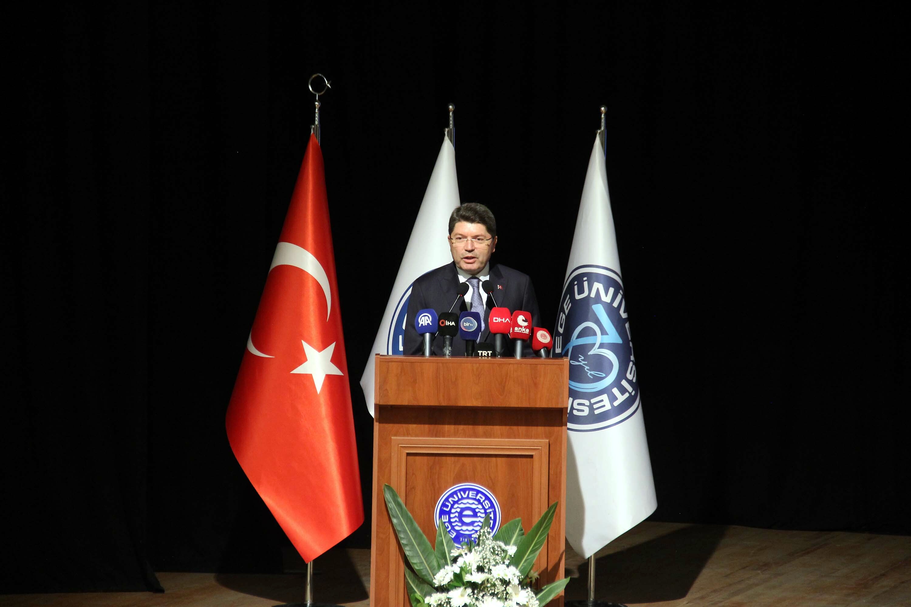 B A K A N T U N C T E R O R S U Z T U R K I Y E K O M I S Y O N U 992449 294480