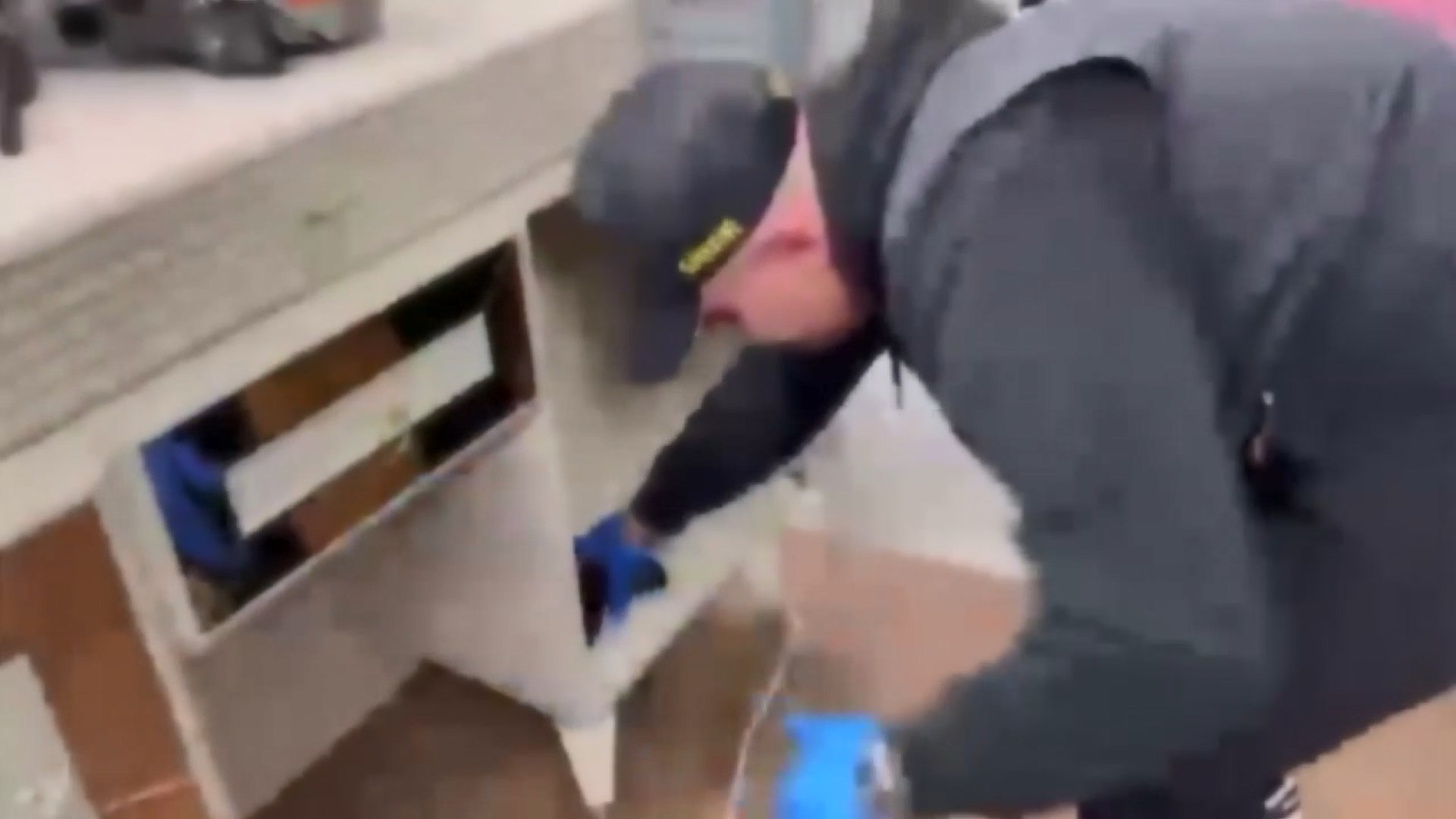 I S T A N B U L I S T A N B U L D A Y A S A D I S I B A H I S O 992058 294363