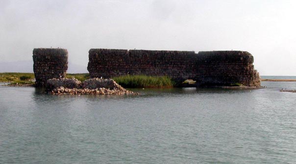 40 Y I L O N C E Y U Z D U K L E R I A L A N D A S A Z C A L I P 1016517 301578