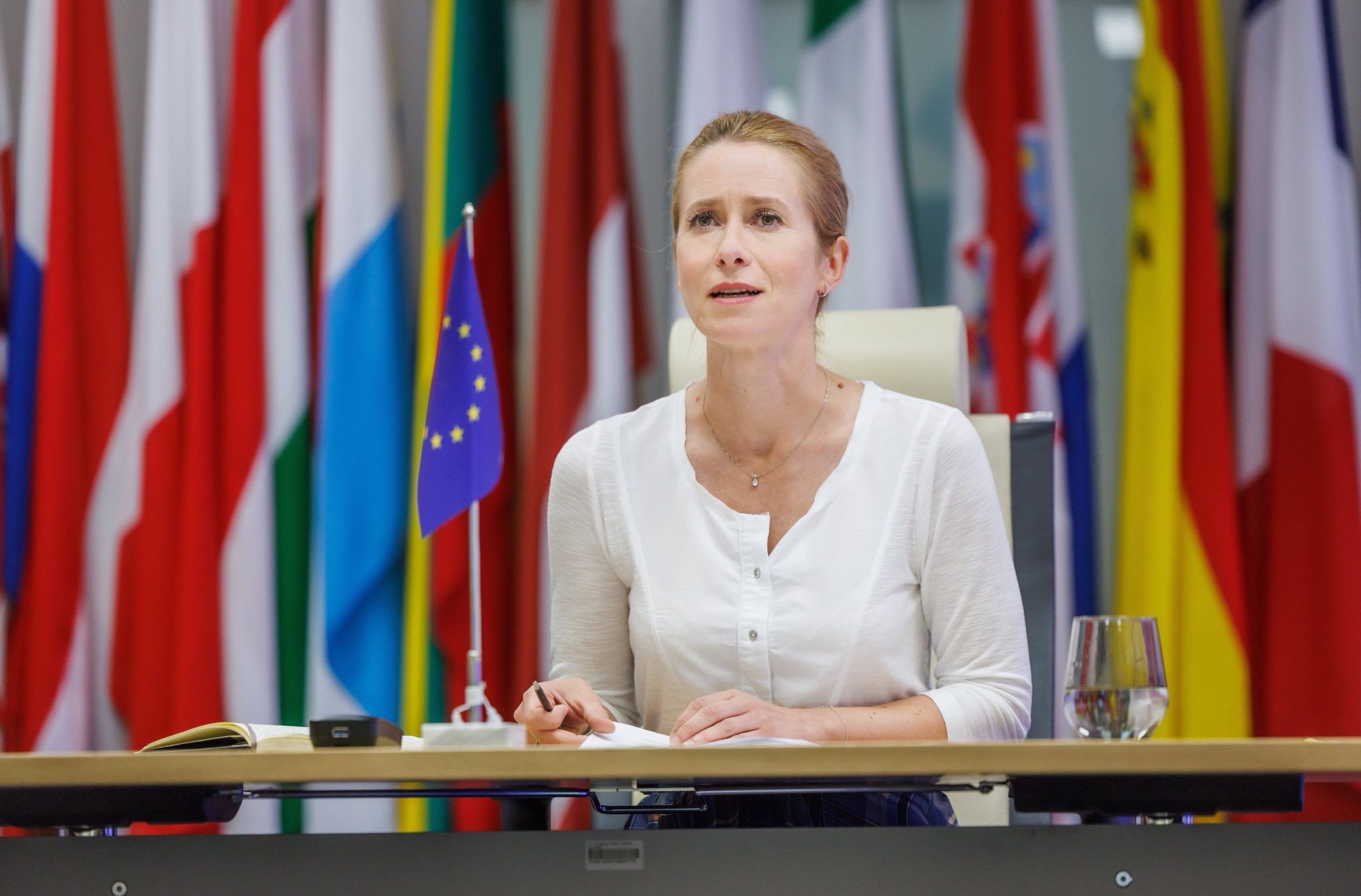 A B R U S L A R A Y O N E L I K V I Z E K U R A L L A R I N I S I K 1004120 297946