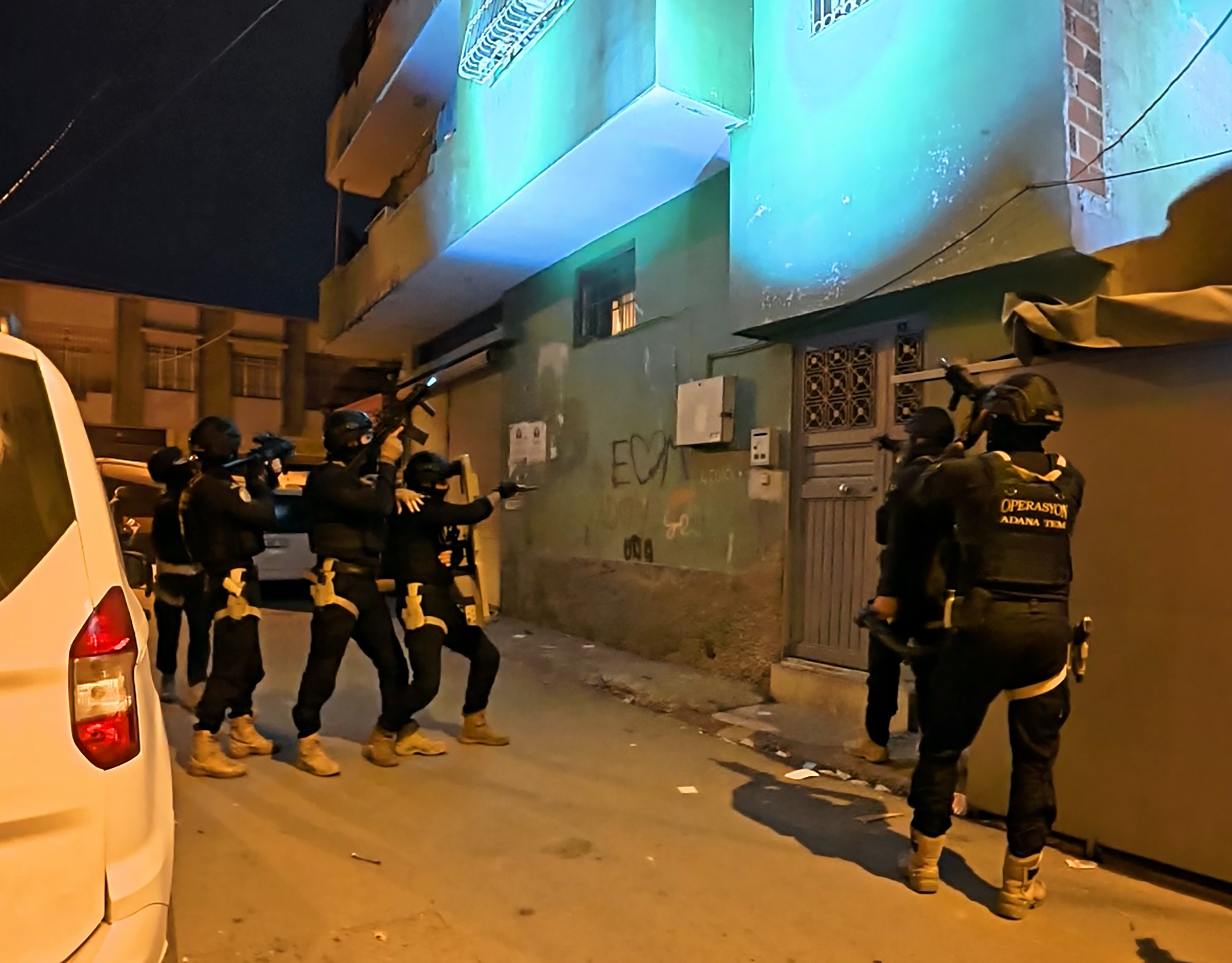 A D A N A D A D E A S I N U Y U Y A N H U C R E L E R I N E O P 1033663 306747