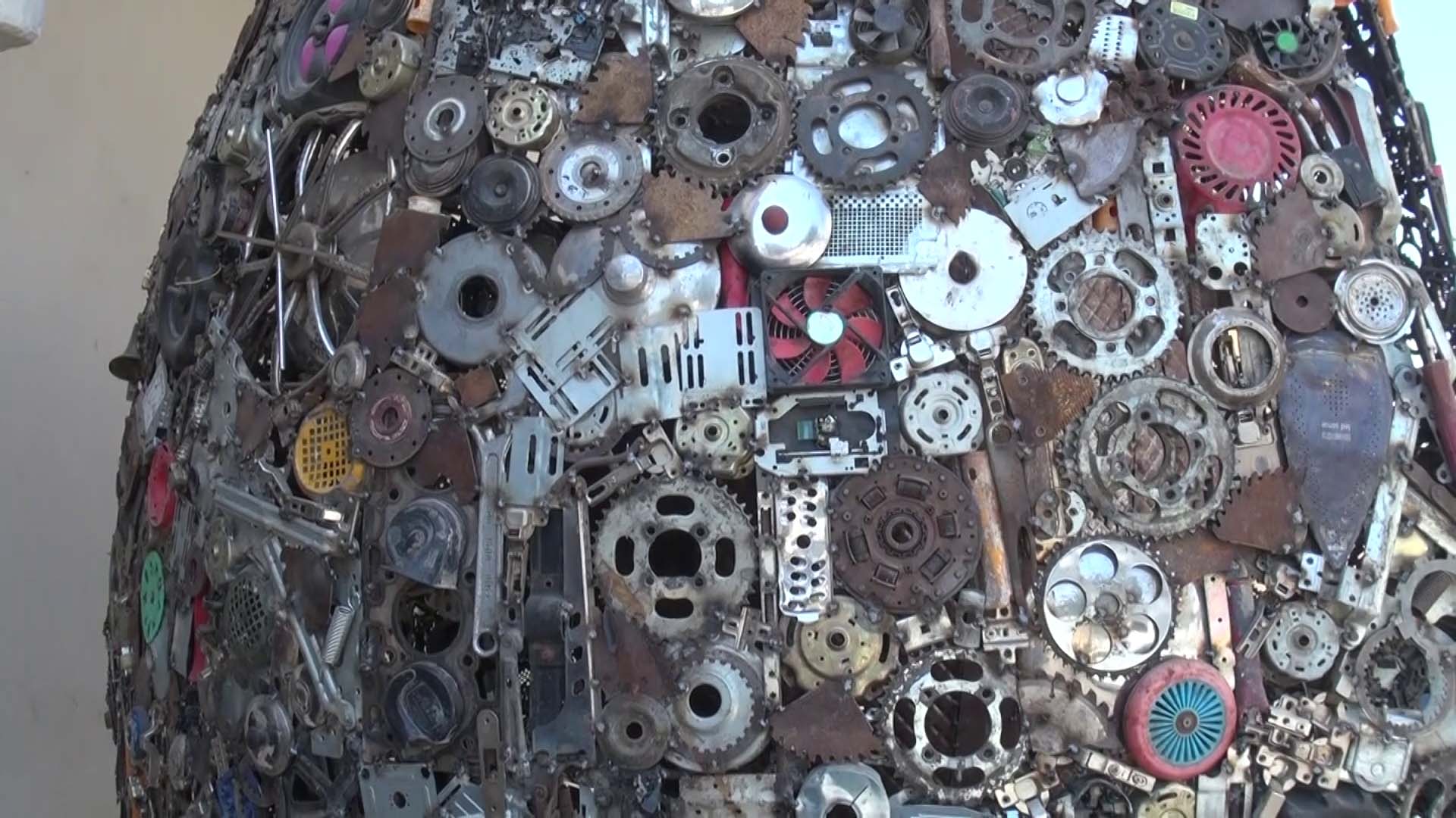 A L T I N O Z U N E A T I K L A R D A N 8 M E T R E Y U K S E K L I 990584 293890