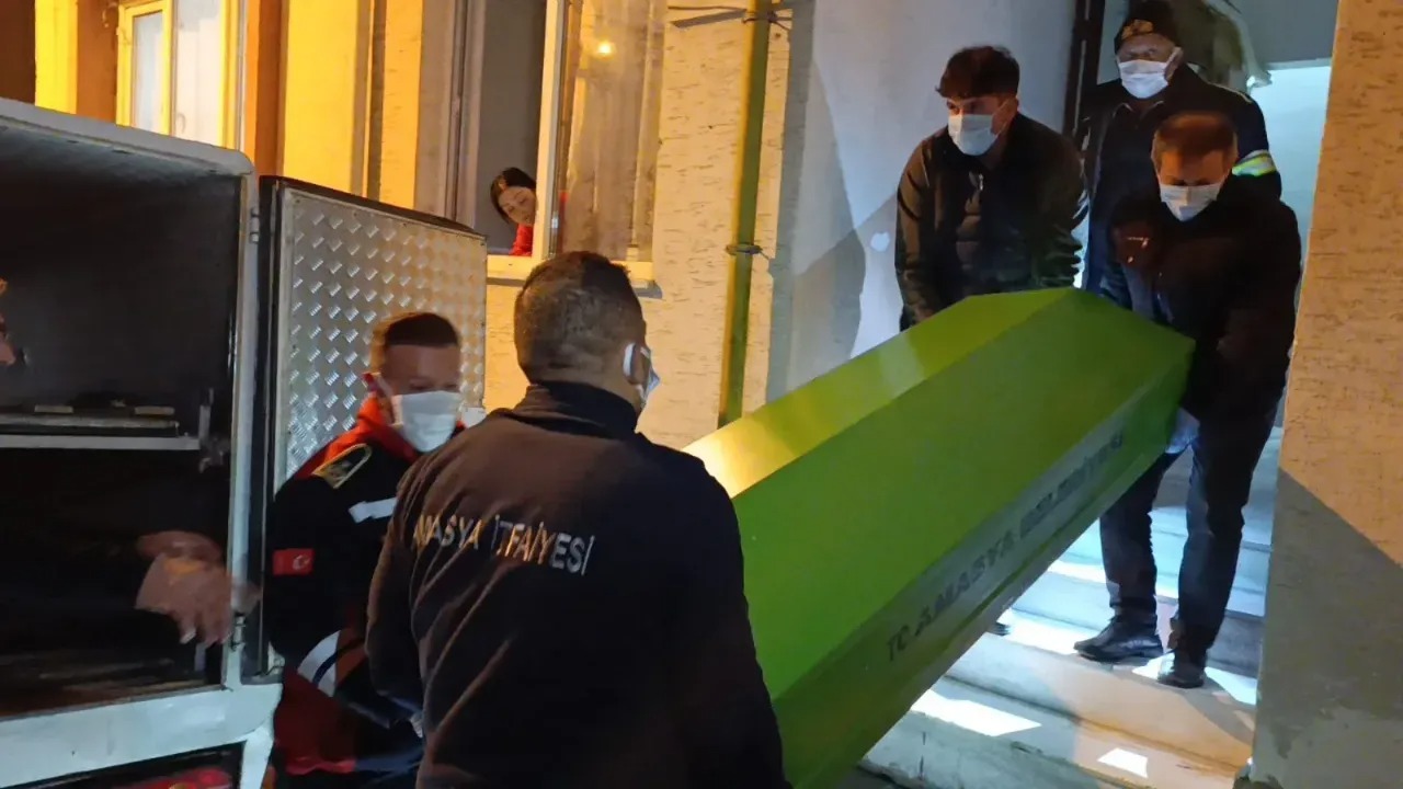 A M A S Y A D A G A Z S I Z I N T I S I N D A N Z E H I R L E N D I G I 1025500 304322