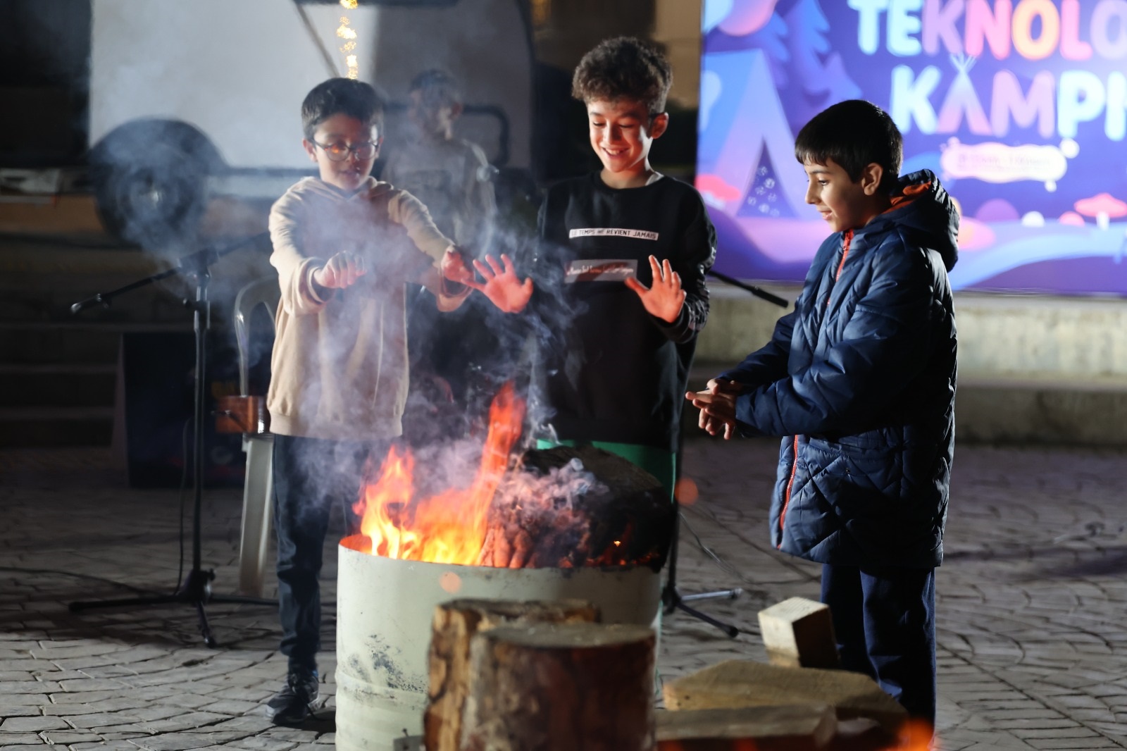 B A G C I L A R’ D A C O C U K L A R T E K N O L O J I K A M P I’ N D A 996624 295655