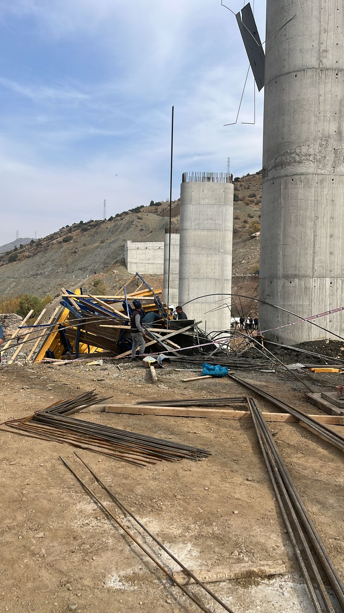 D I Y A R B A K I R D A V I Y A D U K I N S A A T I N D A I S K E L E 1010332 299691