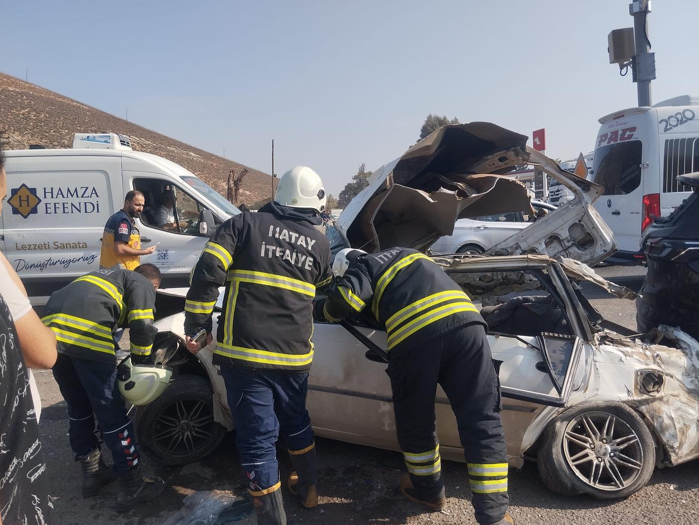 F R E N I A R I Z A L A N A N K A M Y O N K I R M I Z I I S I K T A 1008388 299129