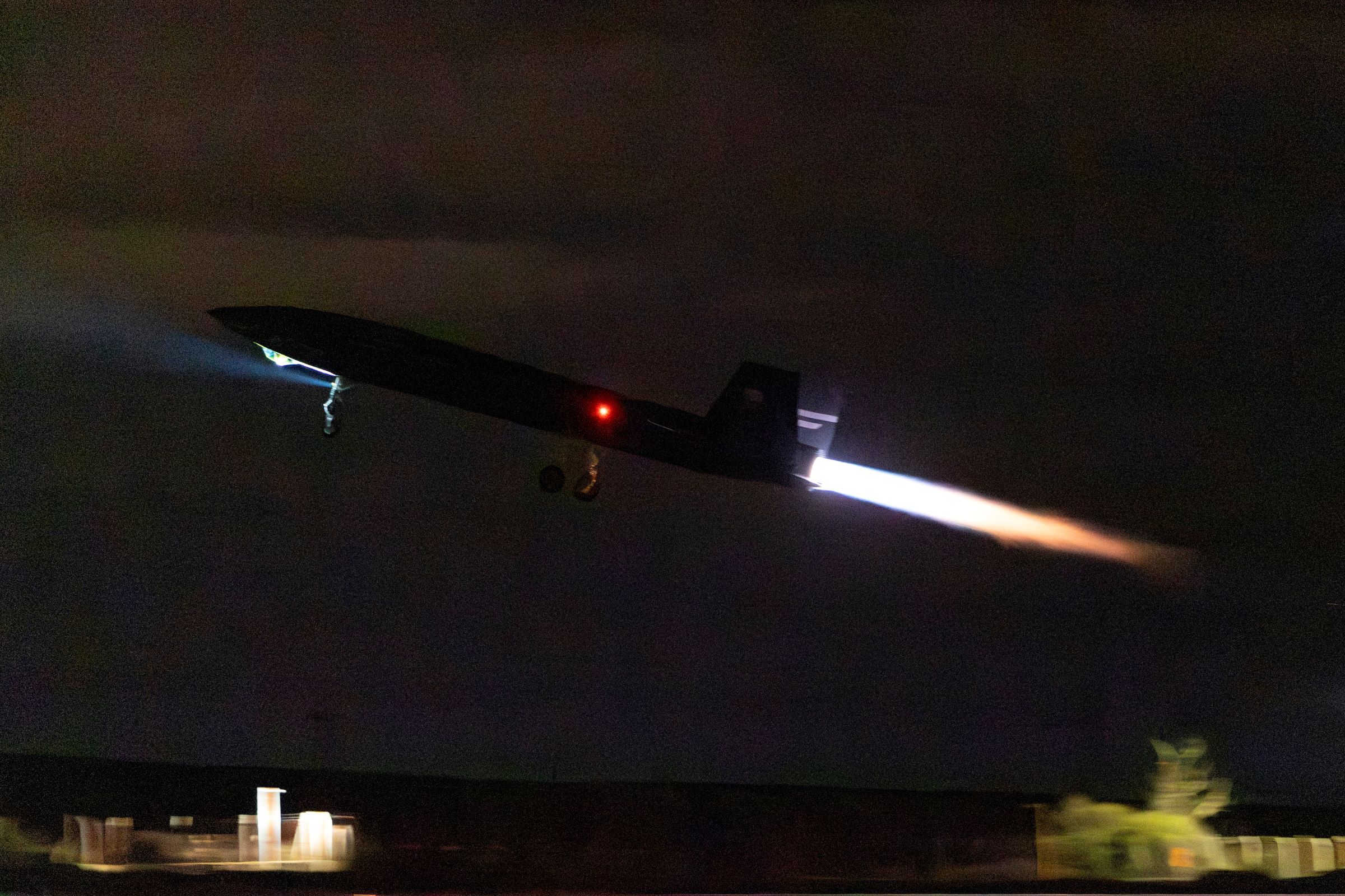 I S T A N B U L D U N Y A D A B I R I L K B A Y R A K T A R K I 1018854 302273