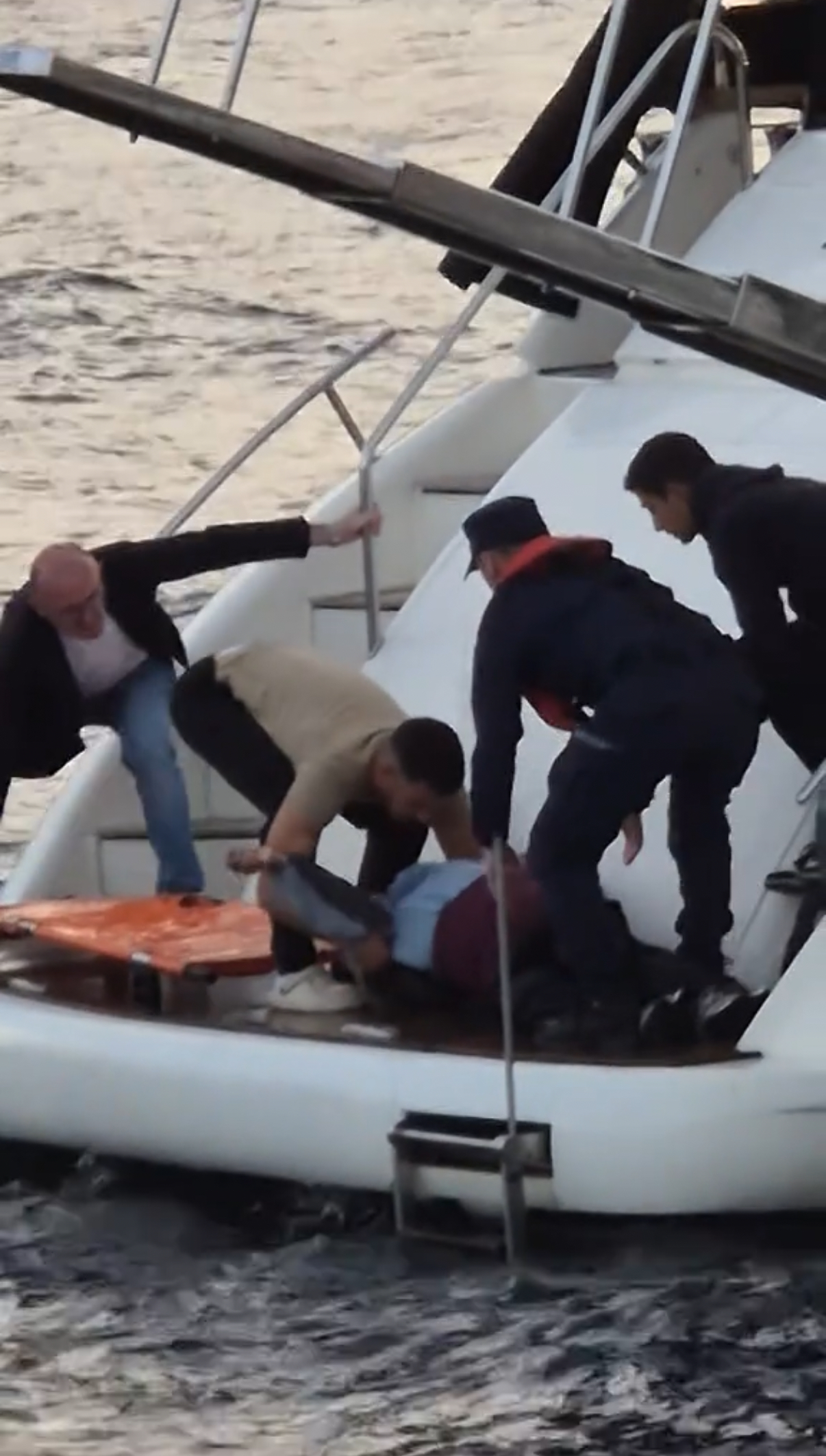 I S T A N B U L I S T A N B U L B O G A Z I N D A D E N I Z E D U 997596 295968