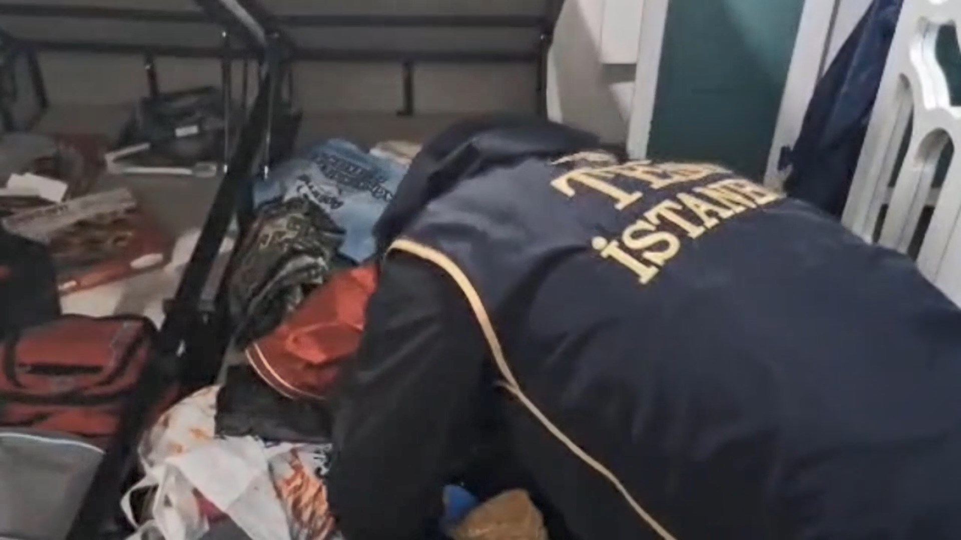 I S T A N B U L I S T A N B U L D A D E A S O P E R A S Y O N U 1 1009916 299575