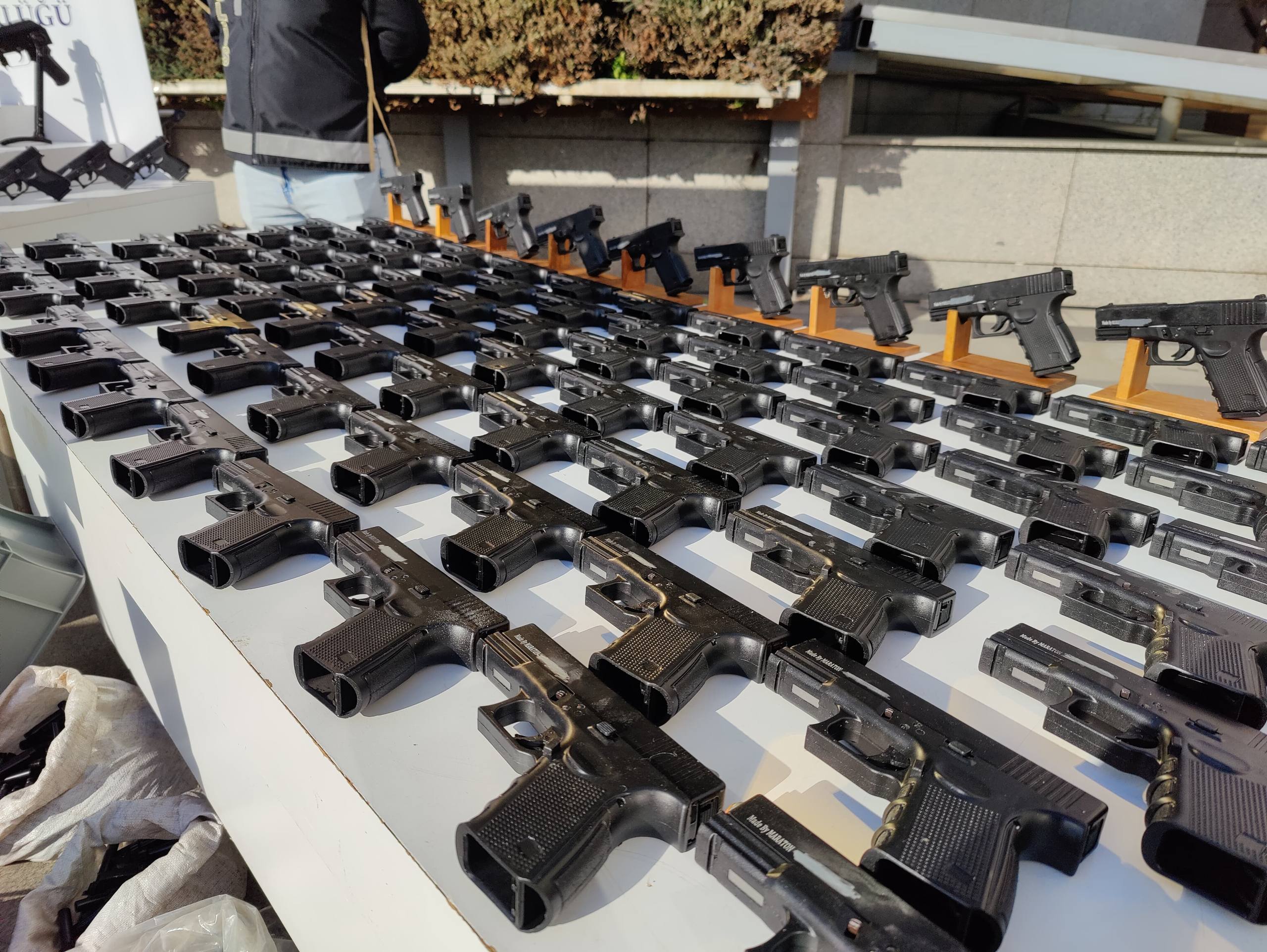 I S T A N B U L I S T A N B U L D A M O T O S I K L E T L I S U C O 1025915 304435