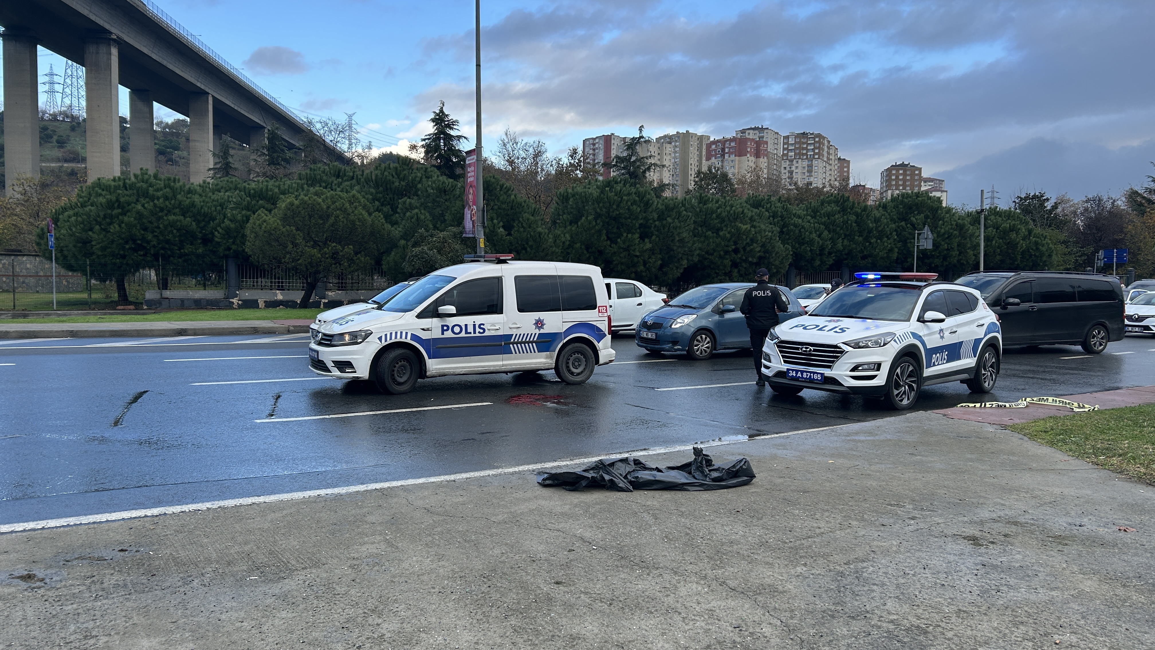 I S T A N B U L K A G I T H A N E D E K O N U S M A B A H A N E S I Y L 1030295 305689