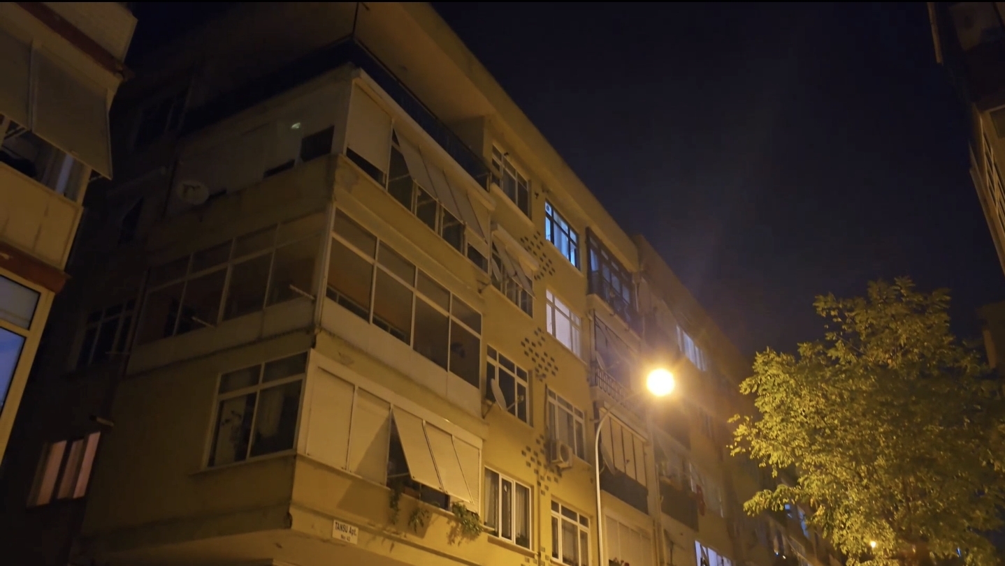 I S T A N B U L K A R T A L’ D A C A T L A K L A R O L U S A N 4 994879 295154