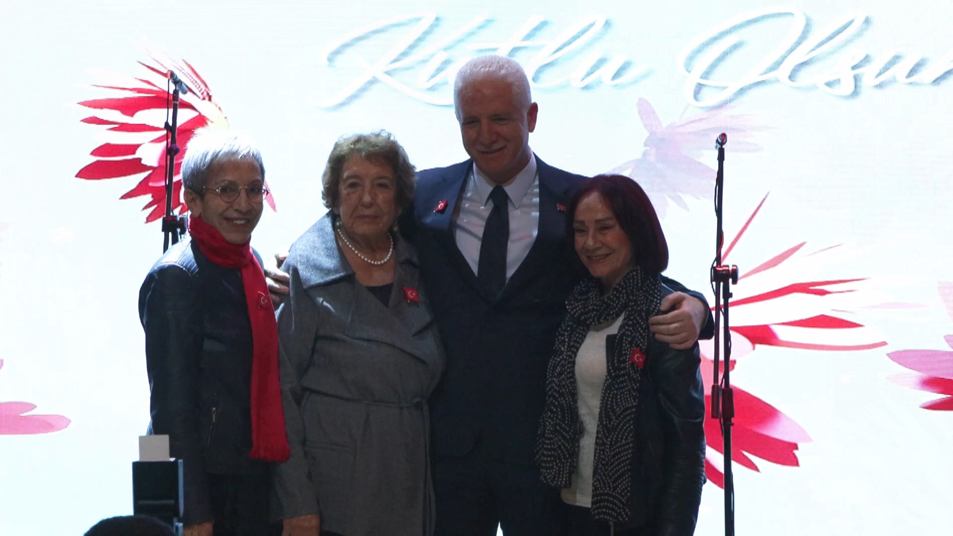 I S T A N B U L V A L I G U L O G R E T M E N I H T I Y A C I M I 1030768 305832