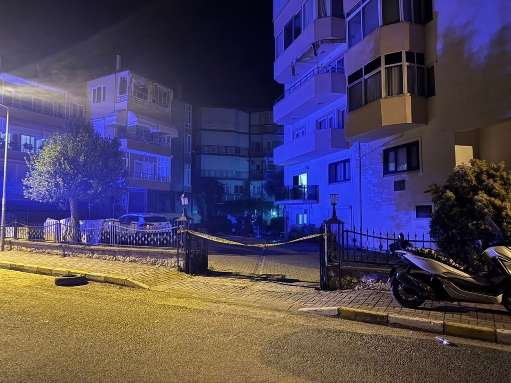 K I Z A R K A D A S I N I S I R T I N D A N 4 B I C A K D A R B E S I 1038480 308019