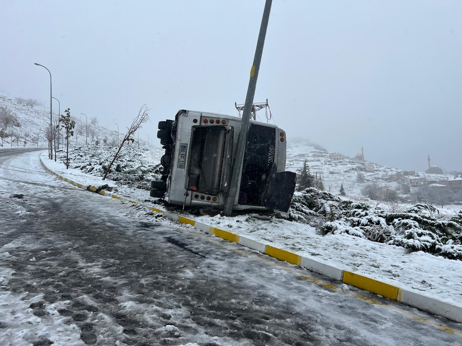 N E V S E H I R D E I S C I S E R V I S M I D I B U S U D E V R I L D 1016343 301527