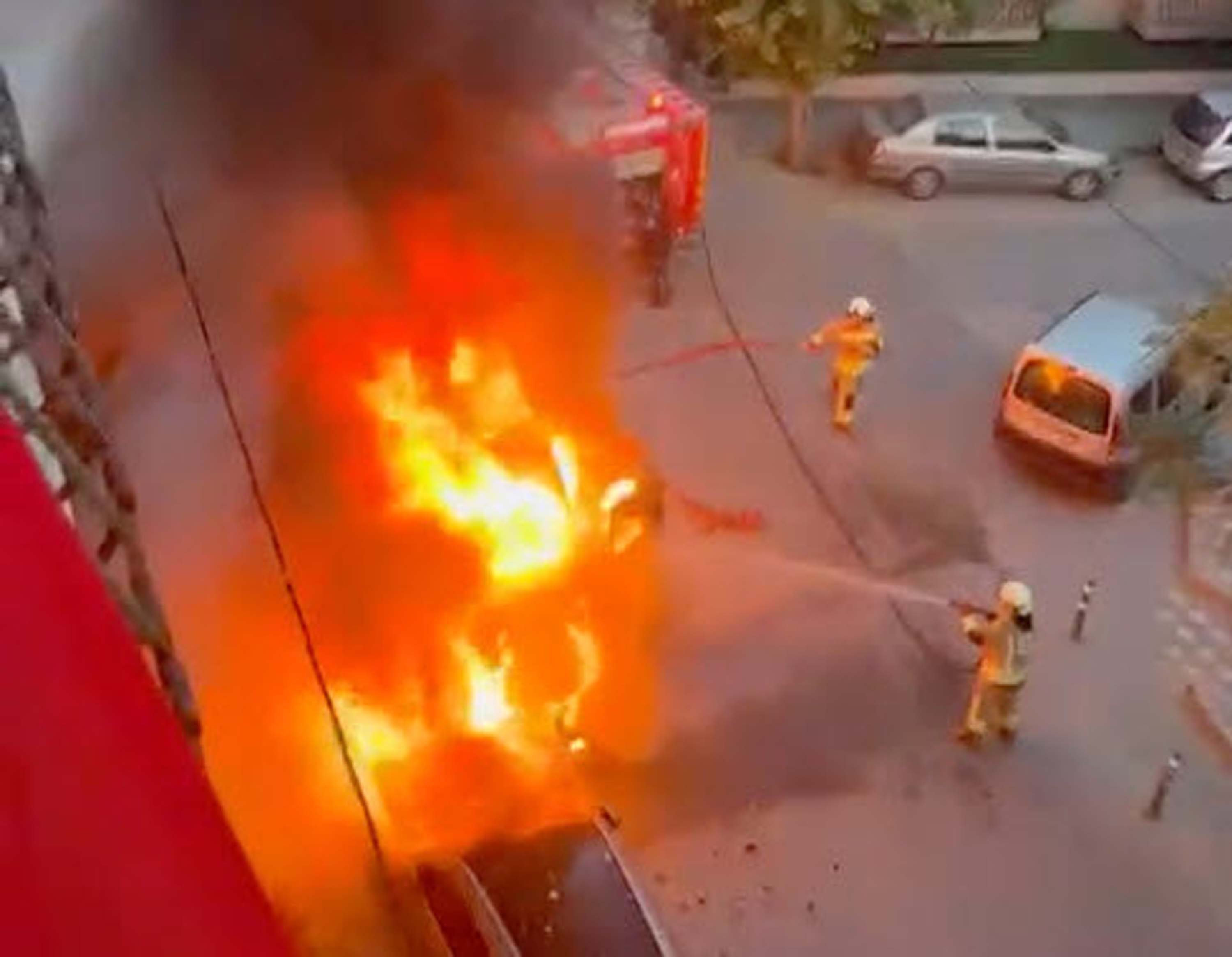 O G R E N C I S E R V I S M I N I B U S U N D E C I K A N Y A N G I N 996368 295579