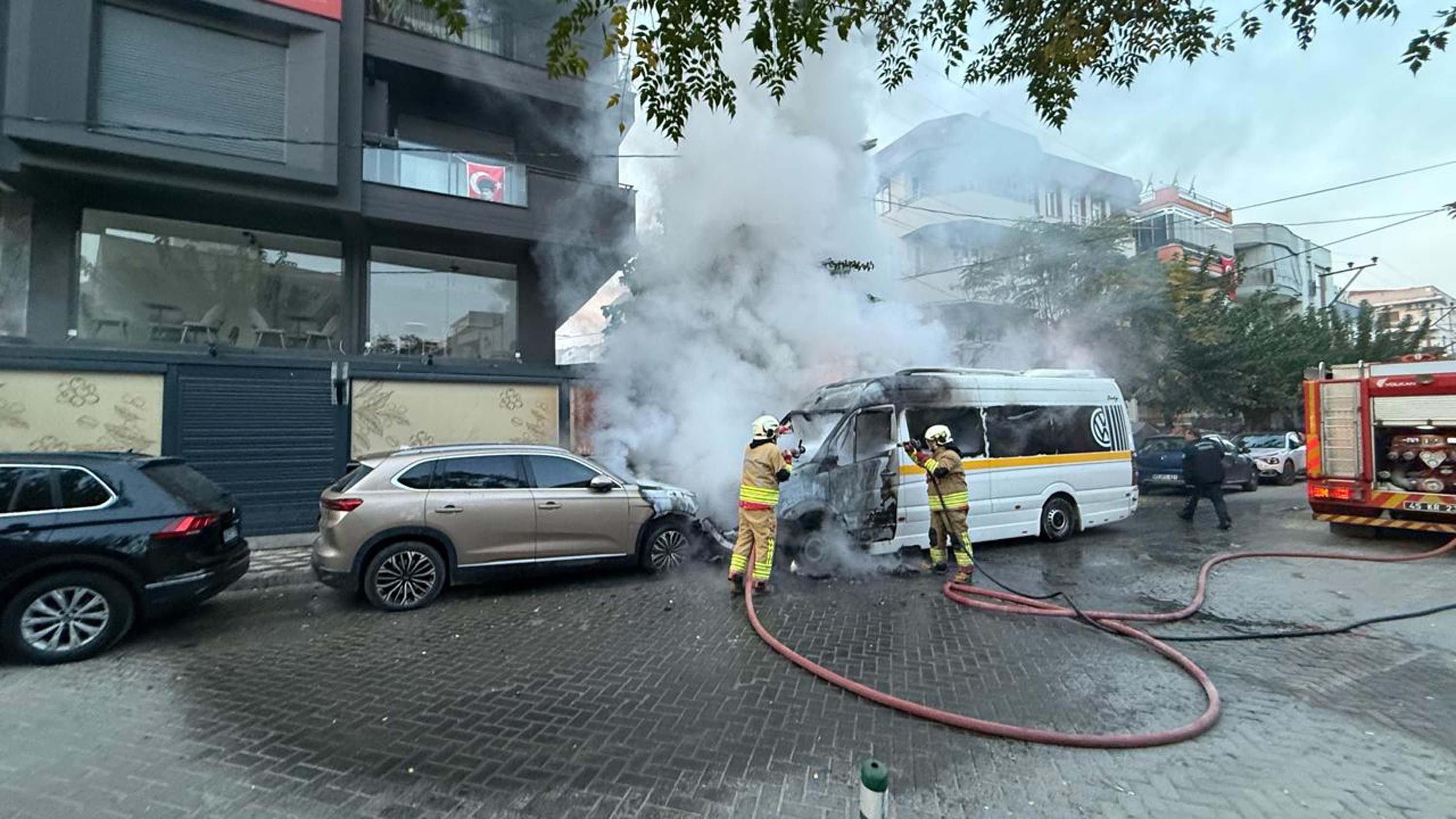 O G R E N C I S E R V I S M I N I B U S U N D E C I K A N Y A N G I N 996371 295579