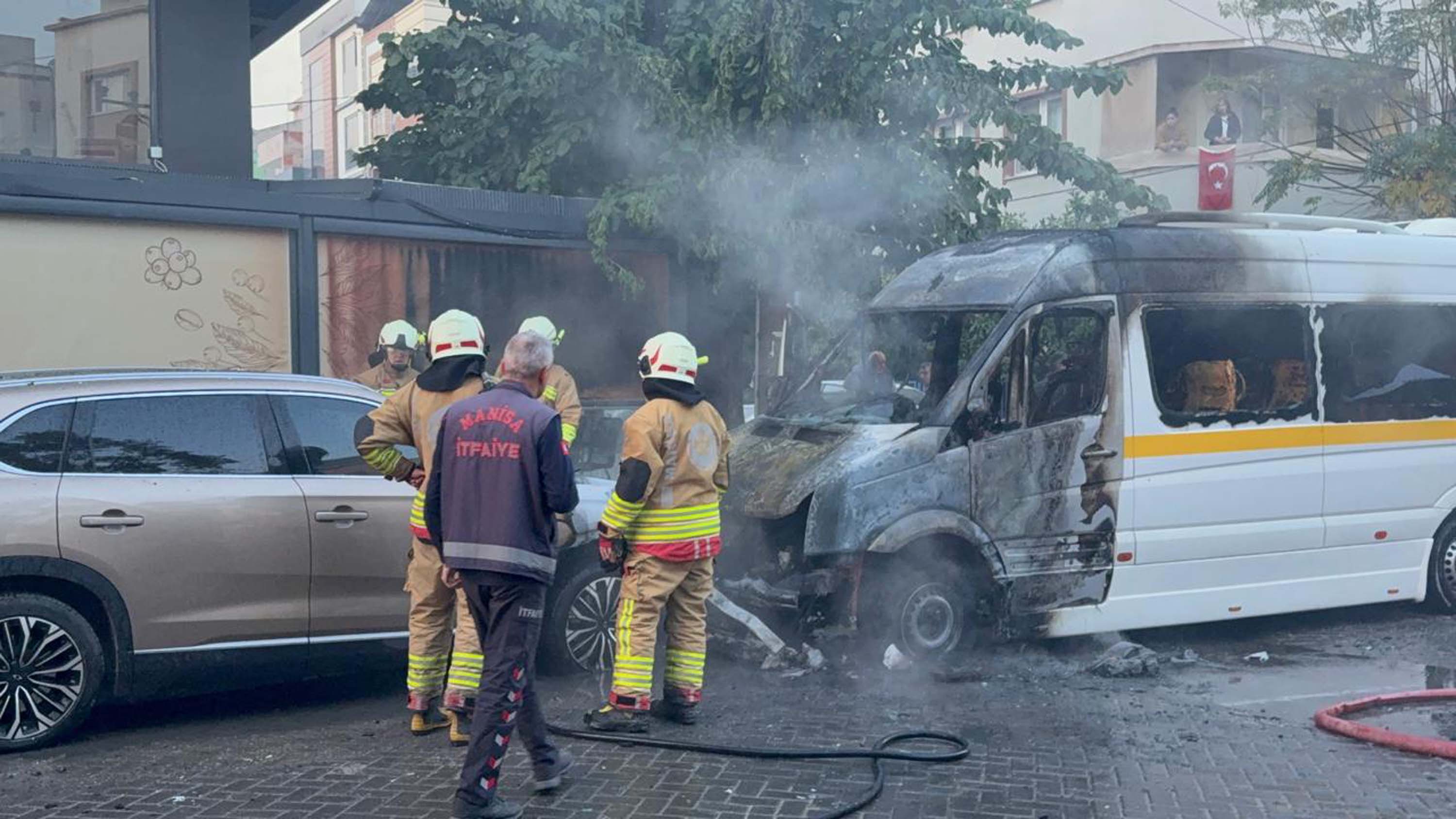 O G R E N C I S E R V I S M I N I B U S U N D E C I K A N Y A N G I N 996374 295579