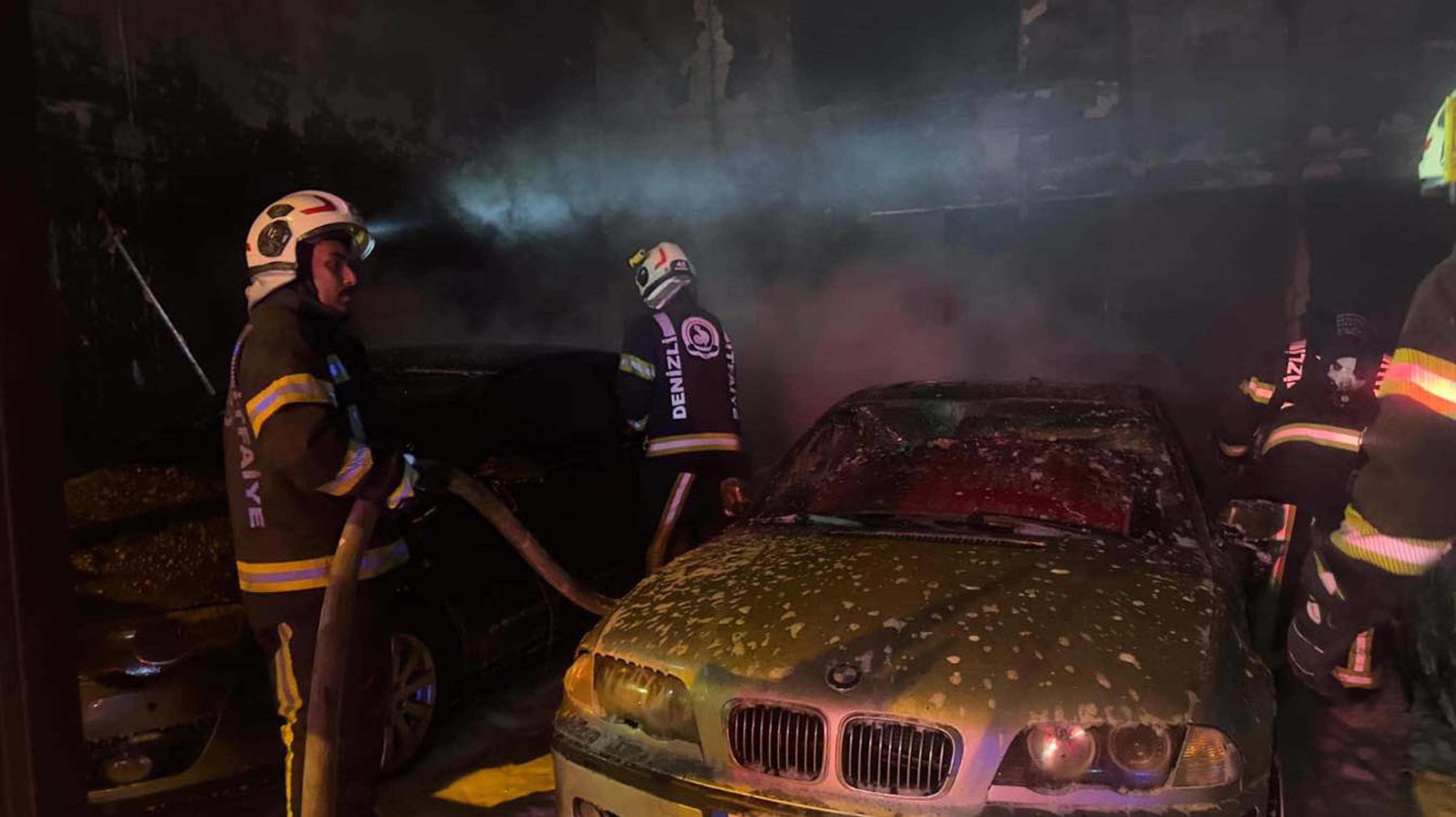 O T O G A L E R I K U N D A K L A D I 5 O T O M O B I L H A S A R 1000726 296928