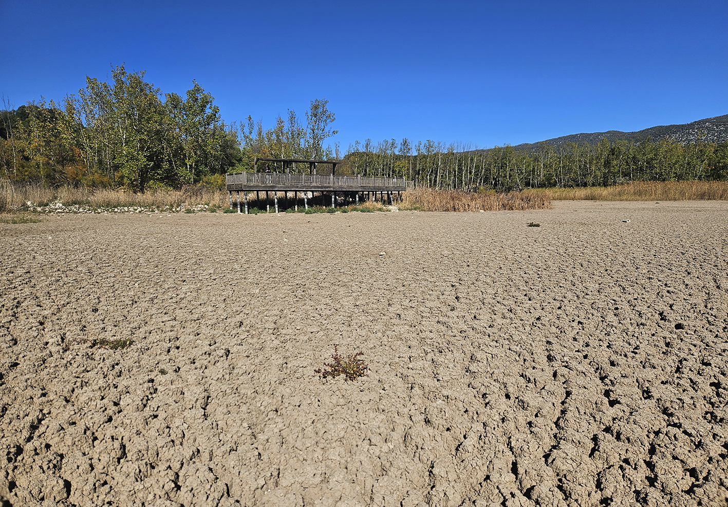 S U Y U 300 M E T R E C E K I L E N K O V A D A G O L U N U N 999411 296524