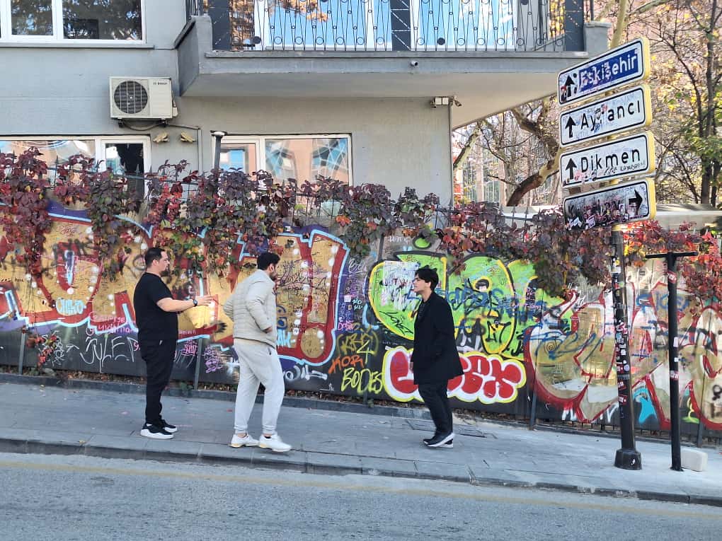 T A B E L A D A F O T O G R A F C E K T I R M E S I R A S I N D A B I C 1019154 302376