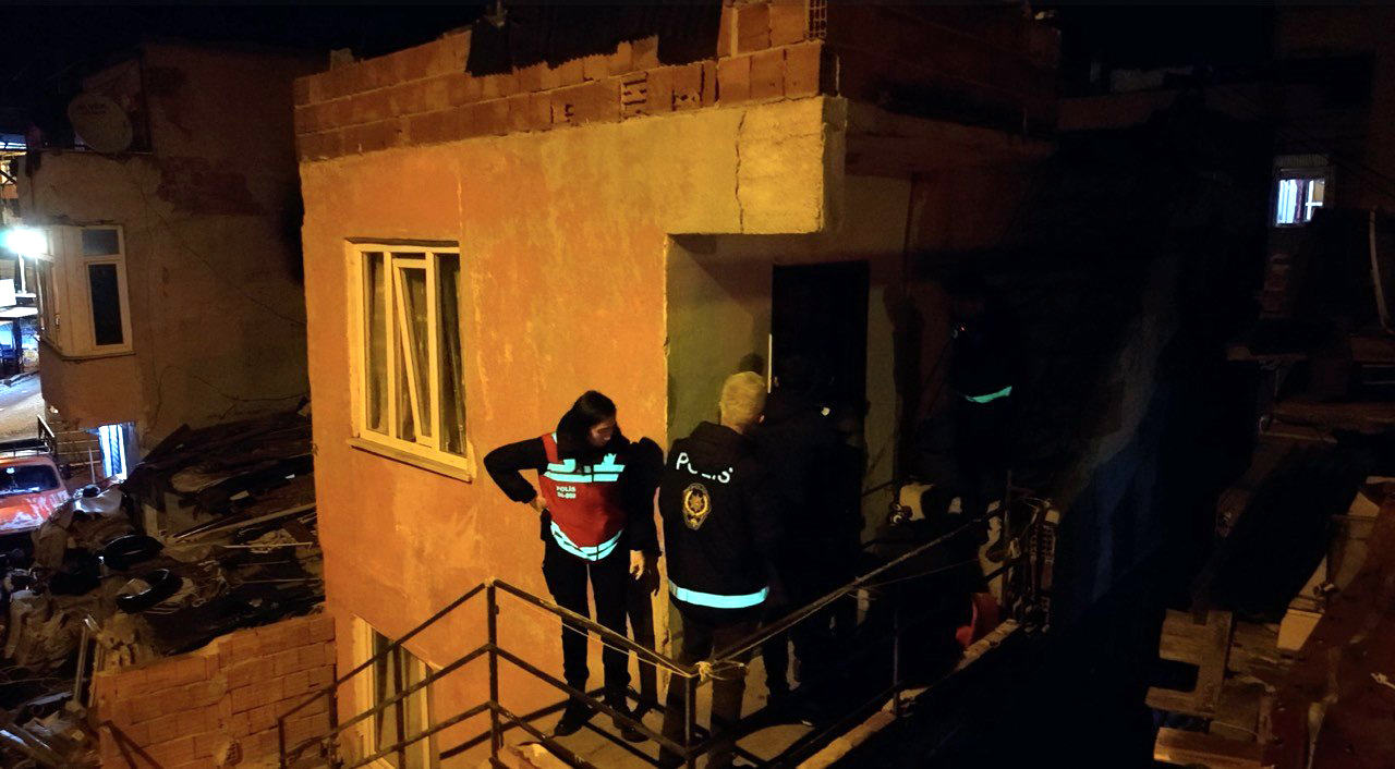 T E K I R D A G D A A S A Y I S O L A Y L A R I Y L A A N I L A N M A 1034003 306850