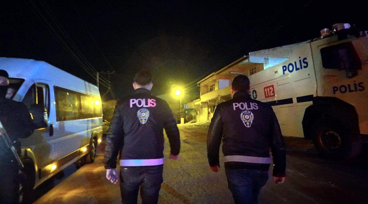 T E K I R D A G D A A S A Y I S O L A Y L A R I Y L A A N I L A N M A 1034005 306850