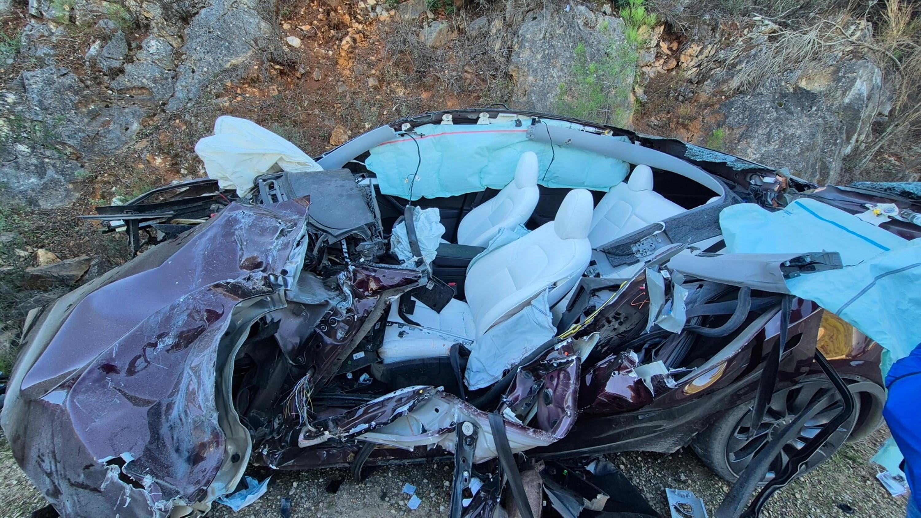 T I R I L E C A R P I S A N O T O M O B I L D E M I R Y I G I N I N 1019267 302408