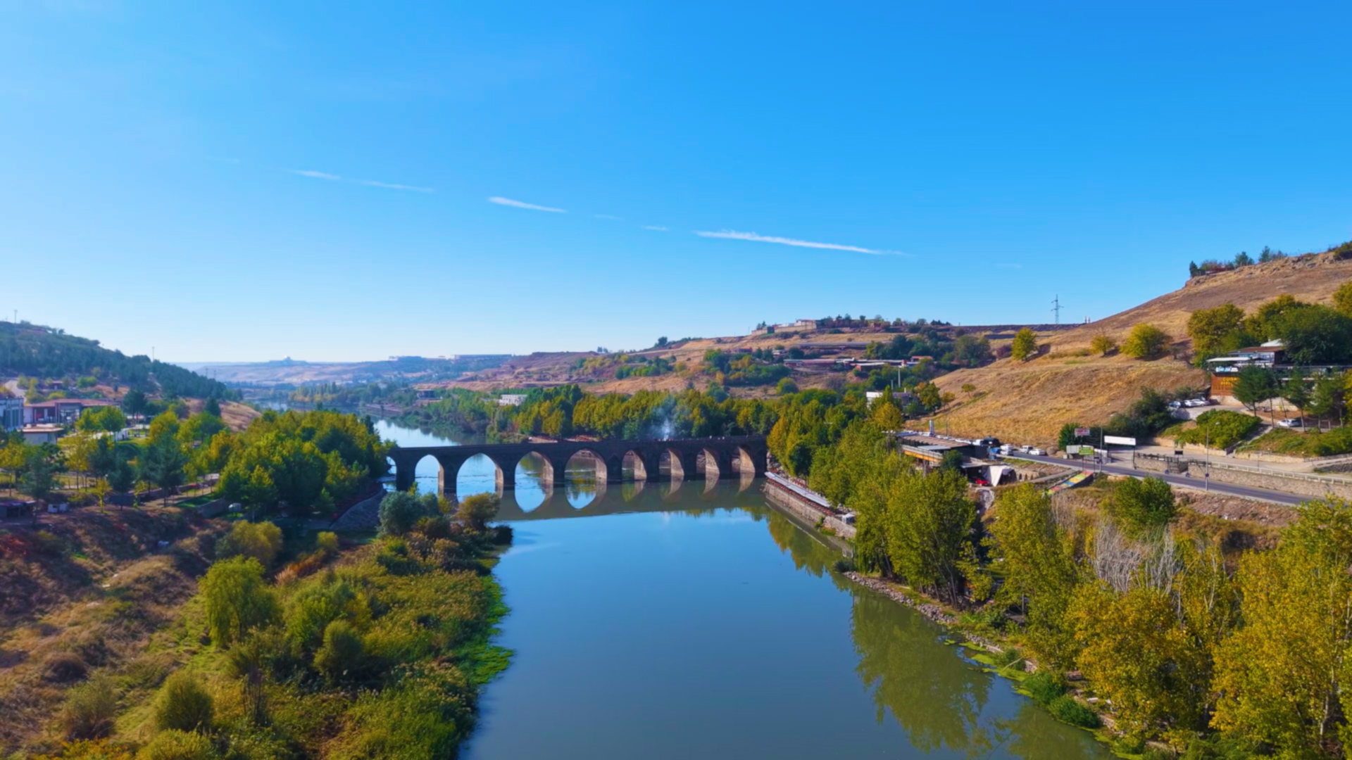 U N E S C O L I S T E S I N D E K I 8 B I N Y I L L I K H E V S E L 995803 295414